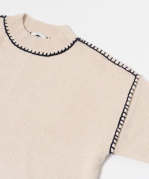 ITEMS URBANRESEARCH(アイテムズ アーバンリサーチ)の「ステッチクルーネックニット(ニット/セーター・レディース・ブラウン/ピンク/ブルー/オフホワイト・FREE)」の13枚目の写真