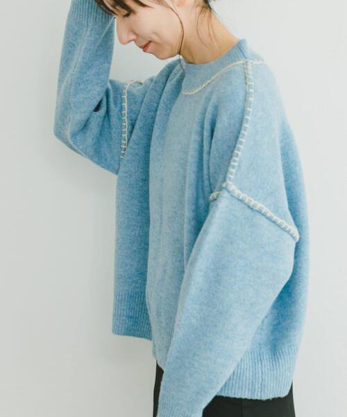 ITEMS URBANRESEARCH(アイテムズ アーバンリサーチ)の「ステッチクルーネックニット(ニット/セーター・レディース・ブラウン/ピンク/ブルー/オフホワイト・FREE)」の15枚目の写真