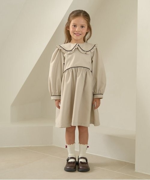 Lycee mine（リセマイン）の「【オケージョン】外せる衿付きワンピース（シャツワンピース・キッズ・ブラック/ライトベージュ/グレー・130cm/120cm/110cm/100cm）」の11枚目の写真