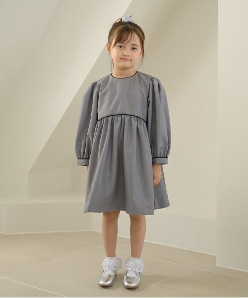 Lycee mine（リセマイン）の「【オケージョン】外せる衿付きワンピース（シャツワンピース・キッズ・ブラック/ライトベージュ/グレー・130cm/120cm/110cm/100cm）」の20枚目の写真