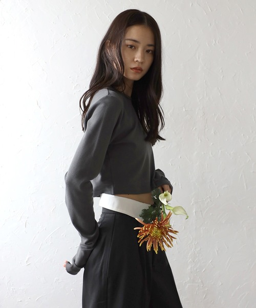 ENC（エンク）の「cropped crew neck pullover / クロップドクルーネックプルオーバー（Tシャツ/カットソー・レディース・チャコールグレー/オフホワイト/ブラック・FREE）」の21枚目の写真