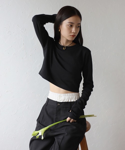 ENC（エンク）の「cropped crew neck pullover / クロップドクルーネックプルオーバー（Tシャツ/カットソー・レディース・チャコールグレー/オフホワイト/ブラック・FREE）」の15枚目の写真