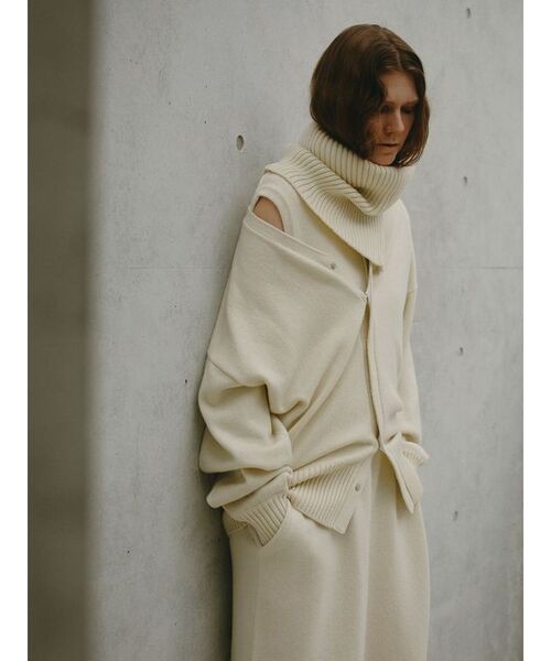 ELENDEEK(エレンディーク)の「3WAYネックウォーマー(ネックウォーマー/スヌード・レディース・オフホワイト/グレー/ブラック・FREE)」の5枚目の写真