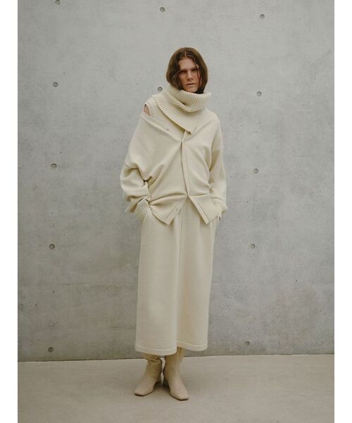 ELENDEEK(エレンディーク)の「3WAYネックウォーマー(ネックウォーマー/スヌード・レディース・オフホワイト/グレー/ブラック・FREE)」の6枚目の写真