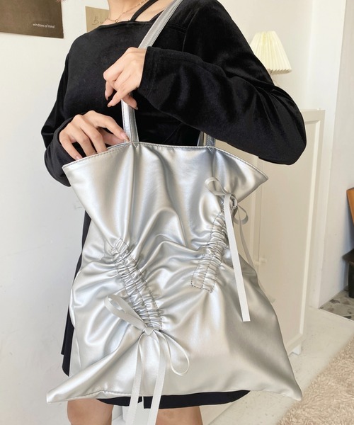 GIRL メニーリボンフェイクレザートートバッグ 黒 3eda046a84ec6c3404b5636b64fcf7