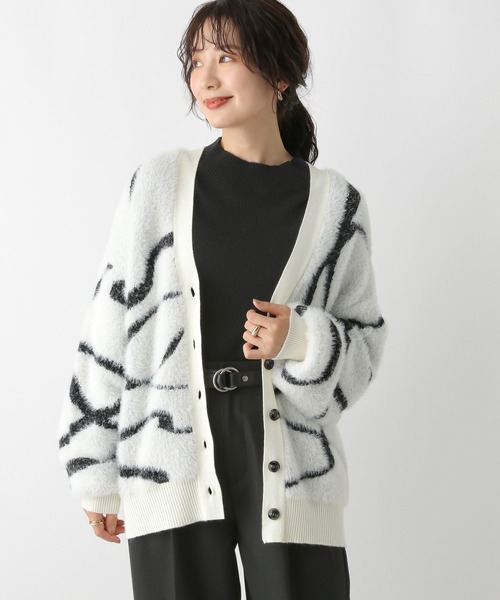 LEPSIM(レプシィム)の「12ゲージハイネックリブプルオーバー 133265(ニット/セーター・レディース・オレンジ/チャコールグレー/ホワイト×ブラック/ブラック/アイボリー・FREE)」の11枚目の写真