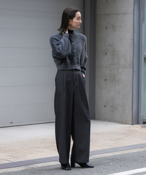 ArgueCultureパール蛇ストレートスラックスパンツ・上品感 人気が高い new basic ウールポリエステルストレッチストレート