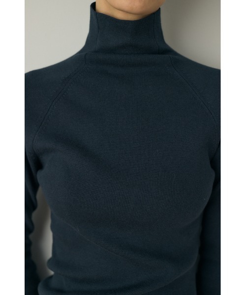 M_(エムアンダーバー)の「タートルネックニット オーガニックコットン×再生繊維混(ニット/セーター・レディース・ネイビー/アイボリー/ブラック・FREE)」の17枚目の写真