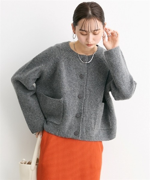 nissen(ニッセン)の「ショート丈ニットカーディガン(カーディガン/ボレロ・レディース・グレイッシュベージュ/チャコールグレー・M/L)」の22枚目の写真