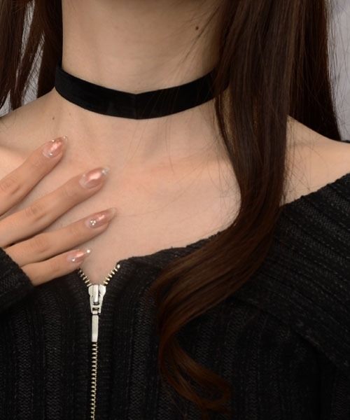 Mayree（メイリー）の「【float】ベロア シンプル チョーカー【9サイズ展開】（チョーカー・レディース・ブラック系5/ブラック系6/ブラック系7/ブラック系8/ブラック系9/ブラック系2/ブラック系4/ブラック系1/ブラック系3・FREE）」の15枚目の写真