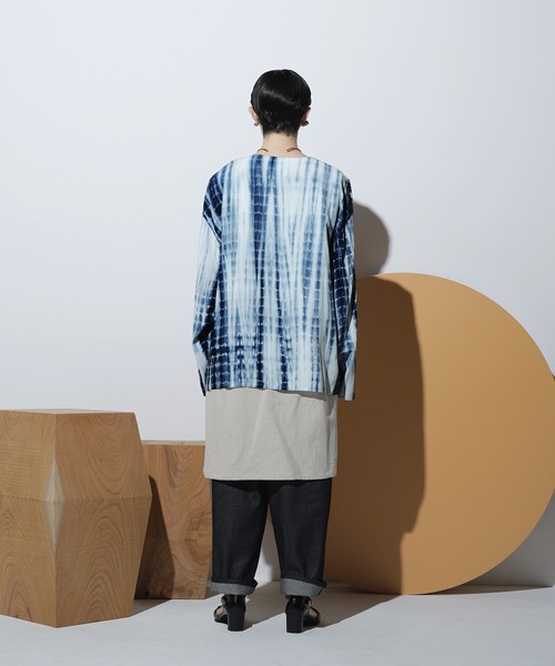 Aphlotus（アプロタス）の「シルケット加工 絞り染め クルーネック LS ビッグ プルオーバー（Tシャツ/カットソー・メンズ・モスグリーン/コバルトブルー・SMALL/MEDIUM/LARGE）」の4枚目の写真