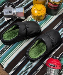 CALIFORNIA OUTFITTERS（カリフォルニア アウトフィッターズ）の「2-11E91 ダウン調 もこもこ あったか スリッパ ルームシューズ 防寒（サンダル）」