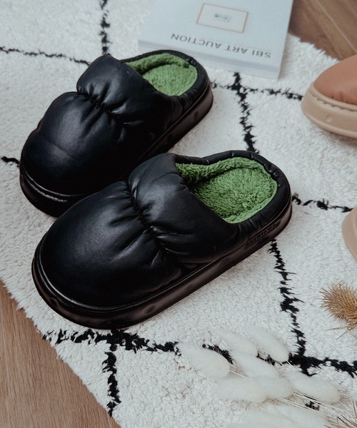 CALIFORNIA OUTFITTERS(カリフォルニア アウトフィッターズ)の「2-11E91 ダウン調 もこもこ あったか スリッパ ルームシューズ 防寒(サンダル・レディース・ブラック/ブラウン・40-41/38-39/36-37)」の16枚目の写真