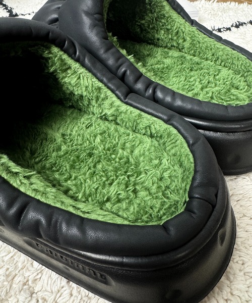 CALIFORNIA OUTFITTERS(カリフォルニア アウトフィッターズ)の「2-11E91 ダウン調 もこもこ あったか スリッパ ルームシューズ 防寒(サンダル・レディース・ブラック/ブラウン・40-41/38-39/36-37)」の19枚目の写真