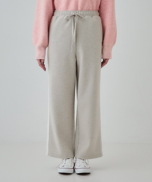 SHOO・LA・RUE（シューラルー）の「【S-LL】脚のラインをきれいに見せる サイドライン起毛イージーパンツ（その他パンツ・レディース・ブラック/ライトグレー・02/01/04/03）」の11枚目の写真