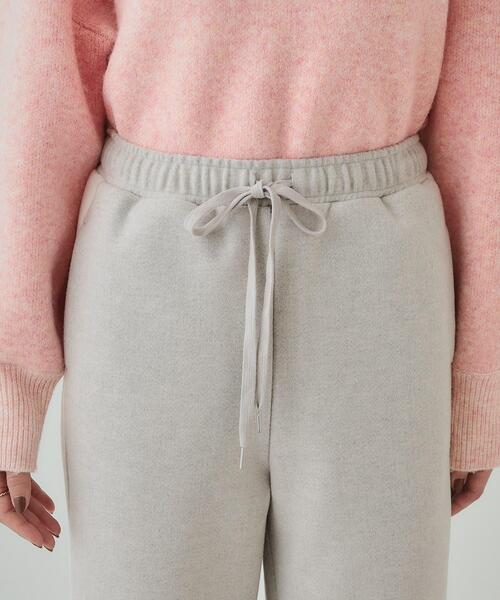 SHOO・LA・RUE（シューラルー）の「【S-LL】脚のラインをきれいに見せる サイドライン起毛イージーパンツ（その他パンツ・レディース・ブラック/ライトグレー・02/01/04/03）」の14枚目の写真