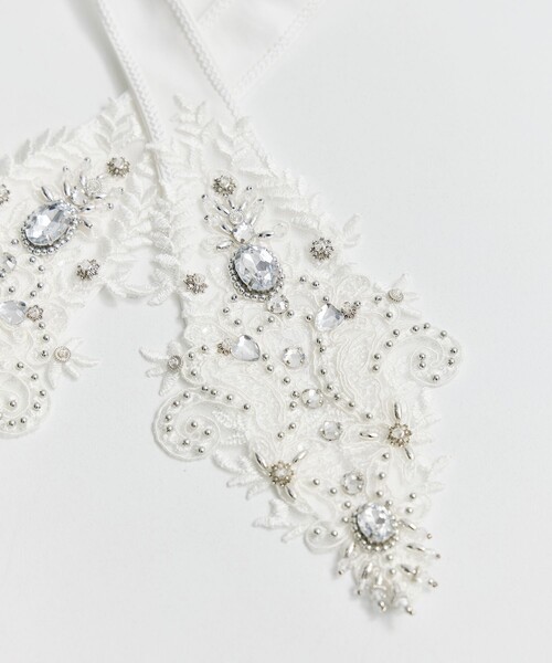 tanakadaisuke（タナカダイスケ）の「【tanakadaisuke/タナカダイスケ】《STUDIOUS別注》crystal bijou neckchief/ボウタイ/別注カラー（バンダナ/スカーフ・レディース・ブラック/ホワイト・FREE）」の11枚目の写真