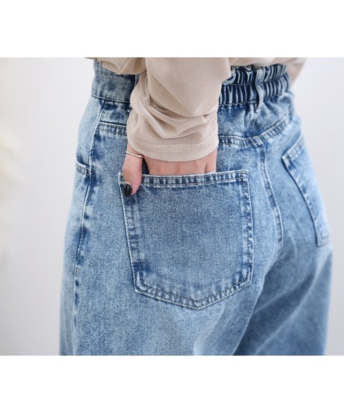 reca(レカ)の「デニムバレルレッグパンツ(デニムパンツ・レディース・ブルー系その他/ネイビー・FREE)」の13枚目の写真