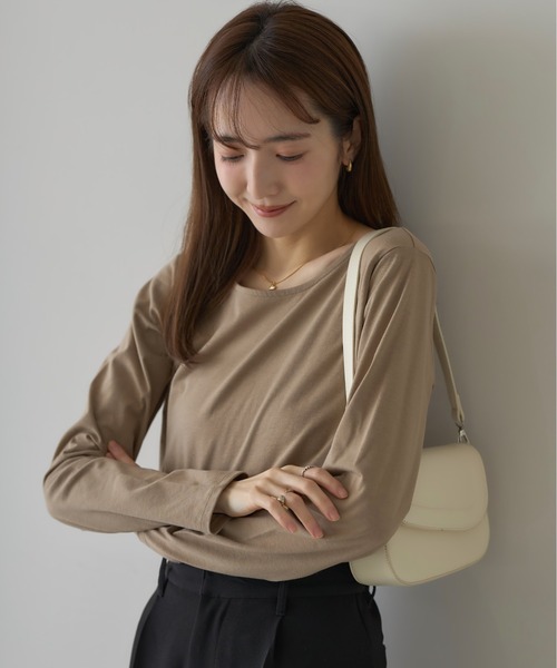 &. NOSTALGIA(アンドドットノスタルジア)の「【ZOZO限定】ラウンドネックTシャツ(Tシャツ/カットソー・レディース・グレー/ホワイト/ベージュ・M)」の12枚目の写真