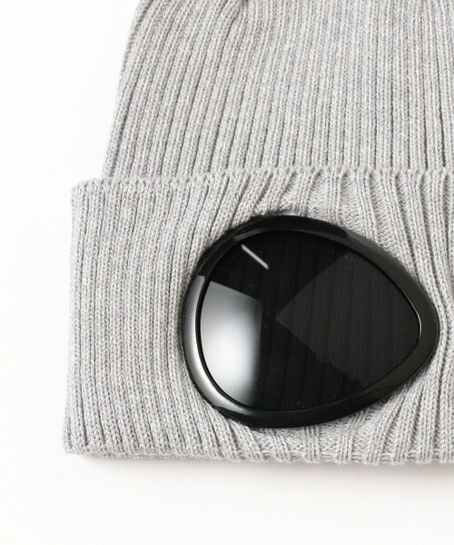 C.P. COMPANY（シーピーカンパニー）の「C.P. Company / COTTON GOGGLE BEANIE（ニットキャップ/ビーニー・メンズ・ブラック系その他4/オレンジ/ライトブルー/チャコールグレー/ラベンダー/グリーン/ブラック/レッド系その他7・ONE SIZE）」の9枚目の写真
