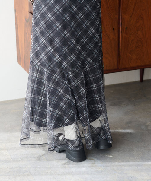 Kastane（カスタネ）の「チェックシアースカート（スカート・レディース・ブラック/ブラウン・FREE）」の6枚目の写真