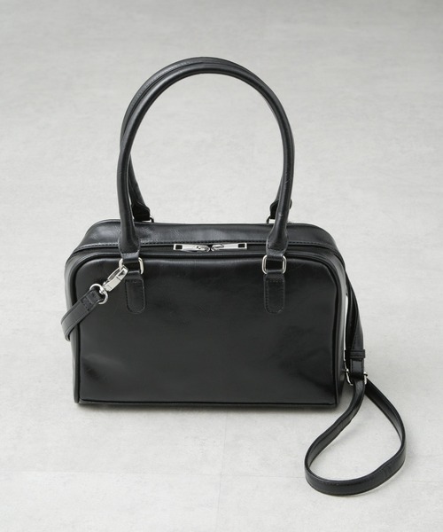 NANO universe（ナノユニバース）の「2WAYスクエアボストンバッグ（ボストンバッグ・レディース・ブラック/アイボリー・FREE）」の4枚目の写真