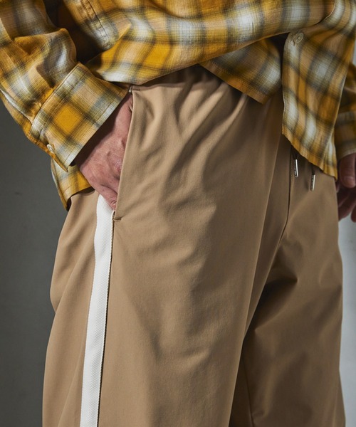 JOURNAL STANDARD relume（ジャーナルスタンダード　レリューム）の「【ZOZO限定】サイドラインパンツ（その他パンツ・メンズ・ネイビー/ベージュ/ブラック・XS/S/M/L/XL）」の8枚目の写真