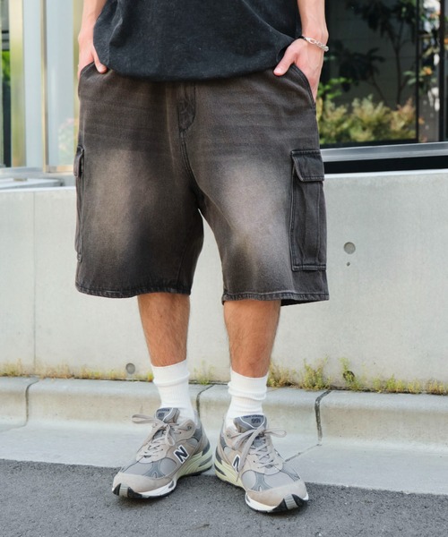 WEGO(ウィゴー)の「WEGO/イージーバギーデニムカーゴショーツ(デニムパンツ・メンズ・ブラック系2/ブラック系3/スカイブルー・SMALL/MEDIUM/LARGE)」の3枚目の写真