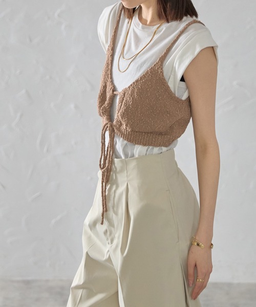 each（イーチ）の「【前後2WAY】もこもこレイヤードビスチェ（その他トップス・レディース・ホワイト/ブラウン/ネイビー・FREE）」の13枚目の写真