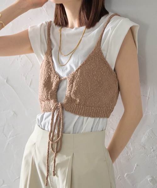 each（イーチ）の「【前後2WAY】もこもこレイヤードビスチェ（その他トップス・レディース・ホワイト/ブラウン/ネイビー・FREE）」の5枚目の写真