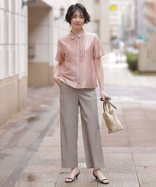 J.PRESS Ladies(J.プレス レディス)の「【洗える・接触冷感・吸水速乾】ドライリネンストレッチ ワイド パンツ(その他パンツ・レディース・ベージュ系/黄土色系/カーキ系・XS/S)」の6枚目の写真