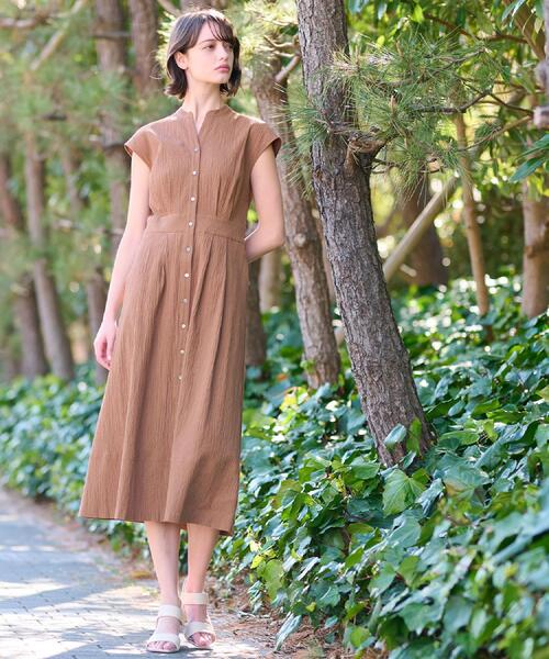 DRESSTERIOR（ドレステリア）の「【ポケットあり/後ろウエストゴム】フレンチスリーブリップルワンピース（ワンピース・レディース・ブラック/ダークブラウン・34/36/38）」の7枚目の写真