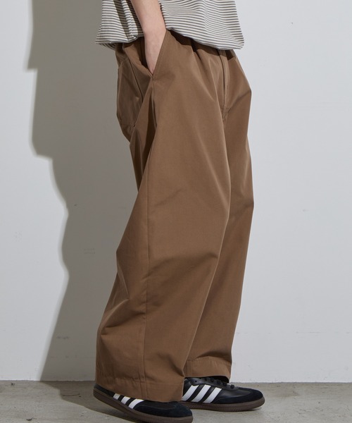 SLICK（スリック）の「【SLICK/スリック】T/C Twill Wide Silhouette Pants / 綿ポリエステルワイドシルエットバレルパンツ/バルーンシルエット / カーブパンツ（その他パンツ・メンズ・ブラウン/ブラック/グレイッシュベージュ・1/2/3）」の20枚目の写真