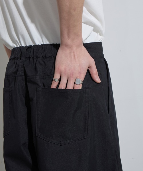 SLICK（スリック）の「【SLICK/スリック】T/C Twill Wide Silhouette Pants / 綿ポリエステルワイドシルエットバレルパンツ/バルーンシルエット / カーブパンツ（その他パンツ・メンズ・ブラウン/ブラック/グレイッシュベージュ・1/2/3）」の14枚目の写真