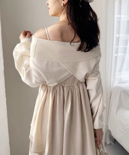 Cherie chuu（シェリーチュウ）の「【Cherie chuu】ブローチ付3wayニット（ニット/セーター・レディース・ベージュ/チャコールグレー/アイボリー・FREE）」の8枚目の写真