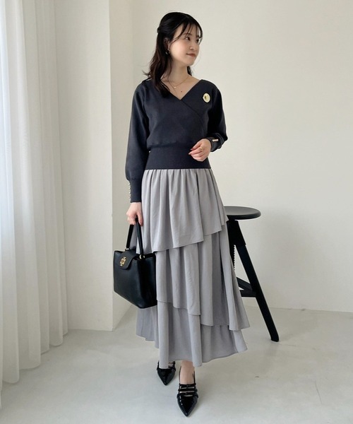 Cherie chuu（シェリーチュウ）の「【Cherie chuu】ブローチ付3wayニット（ニット/セーター・レディース・ベージュ/チャコールグレー/アイボリー・FREE）」の10枚目の写真