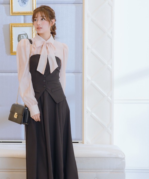 シンプルベスト+フレアロングスカートセットアップ結婚式