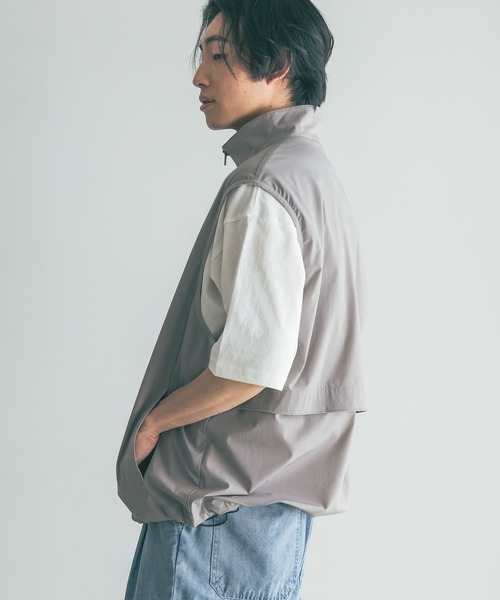 LOWRYS FARM（ローリーズファーム）の「ＳＩＥＲＲＡナイロンベスト　 490968（ベスト・メンズ・グレー/ブラック・MEDIUM/LARGE）」の16枚目の写真
