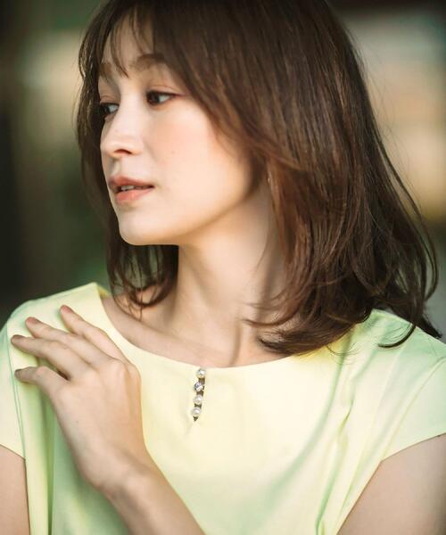 index（インデックス）の「《6色展開/XS-3サイズ》キーネックビジュートップス【UV/接触冷感/洗濯機洗い可】（Tシャツ/カットソー・レディース・チャコールグレー/サックスブルー/ネイビー/オフホワイト/ナチュラル/ライトイエロー系・40/38/42/36/34/44）」の7枚目の写真