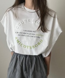 エンボスロゴTシャツ