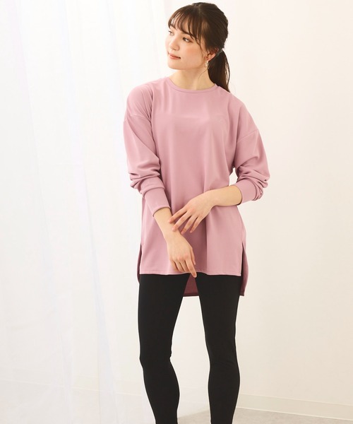 FILA（フィラ）の「マルチウェイ セットアップ 2点セット (ラッシュガード / フィットネスフェア)（ラッシュガード・レディース・ブラック/ベージュ/ラベンダー/ブラウン・MEDIUM/LARGE/X-LARGE/XX-LARGE/XXXX-LARGE/XXX-LARGE）」の4枚目の写真