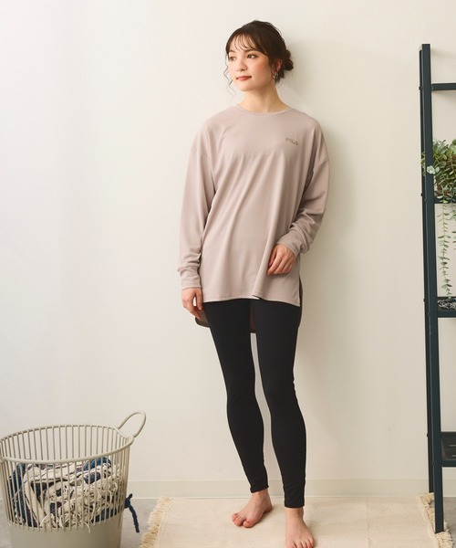 FILA（フィラ）の「マルチウェイ セットアップ 2点セット (ラッシュガード / フィットネスフェア)（ラッシュガード・レディース・ブラック/ベージュ/ラベンダー/ブラウン・MEDIUM/LARGE/X-LARGE/XX-LARGE/XXXX-LARGE/XXX-LARGE）」の5枚目の写真