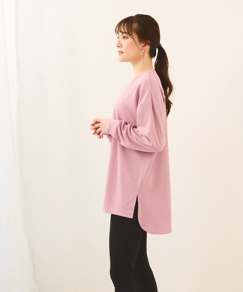 FILA（フィラ）の「マルチウェイ セットアップ 2点セット (ラッシュガード / フィットネスフェア)（ラッシュガード・レディース・ブラック/ベージュ/ラベンダー/ブラウン・MEDIUM/LARGE/X-LARGE/XX-LARGE/XXXX-LARGE/XXX-LARGE）」の7枚目の写真