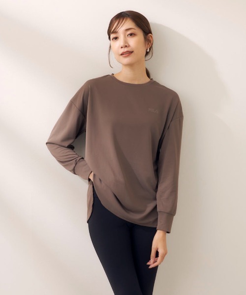 FILA（フィラ）の「マルチウェイ セットアップ 2点セット (ラッシュガード / フィットネスフェア)（ラッシュガード・レディース・ブラック/ベージュ/ラベンダー/ブラウン・MEDIUM/LARGE/X-LARGE/XX-LARGE/XXXX-LARGE/XXX-LARGE）」の12枚目の写真