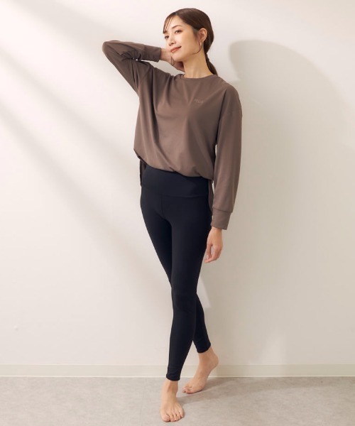 FILA（フィラ）の「マルチウェイ セットアップ 2点セット (ラッシュガード / フィットネスフェア)（ラッシュガード・レディース・ブラック/ベージュ/ラベンダー/ブラウン・MEDIUM/LARGE/X-LARGE/XX-LARGE/XXXX-LARGE/XXX-LARGE）」の17枚目の写真