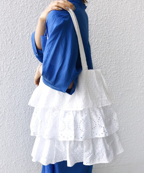 SHIPS(シップス)の「RAJAT:シフリー 刺繍 トート(トートバッグ・レディース・ブラック/ライトホワイト・ONE SIZE)」の19枚目の写真