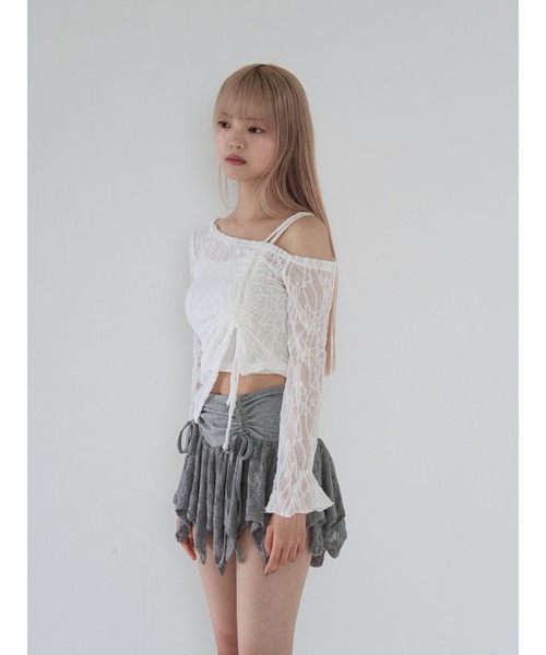 Uenui（ウニュイ）の「【 cunii 】 シアー ルーシュド トップ（Tシャツ/カットソー・レディース・ブラック/ホワイト・FREE）」の18枚目の写真
