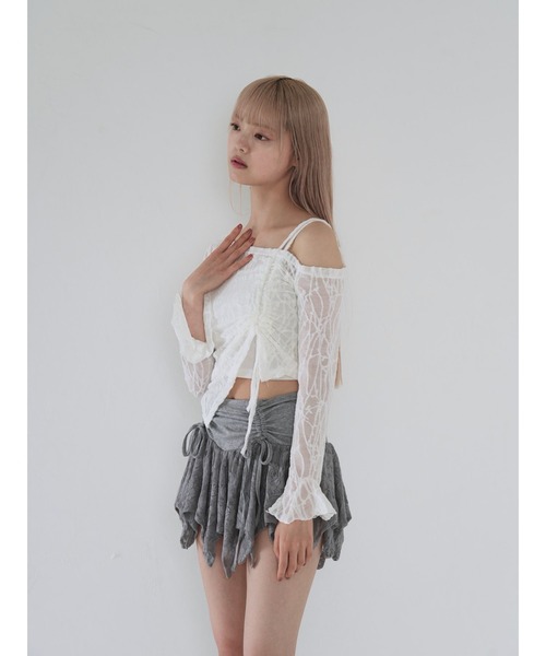 Uenui（ウニュイ）の「【 cunii 】 シアー ルーシュド トップ（Tシャツ/カットソー・レディース・ブラック/ホワイト・FREE）」の20枚目の写真