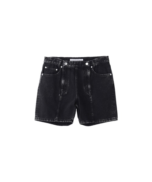 JOHN LAWRENCE SULLIVAN(ジョンローレンスサリバン)の「WASHED DENIM DOUBLE ZIPPERFLY SHORTS(デニムパンツ・メンズ・ブラック×ブラック/インディゴブルー/ブラック×ゴールド・46/44)」の2枚目の写真