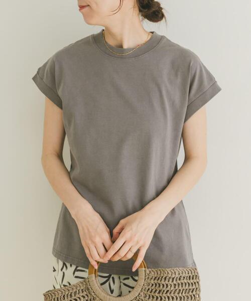 ITEMS URBANRESEARCH(アイテムズ アーバンリサーチ)の「ピグメントフレンチTシャツ(Tシャツ/カットソー・レディース・キャメル/ブラック/グレー・FREE)」の4枚目の写真